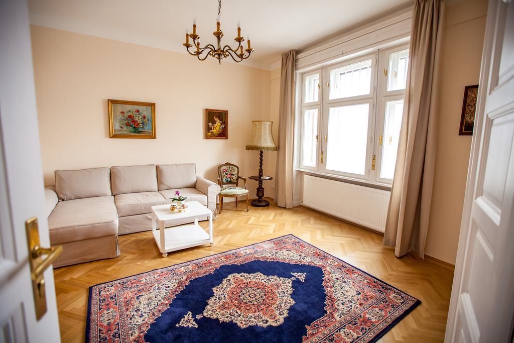 Schieszl Apartments 2 Budapeste Exterior foto